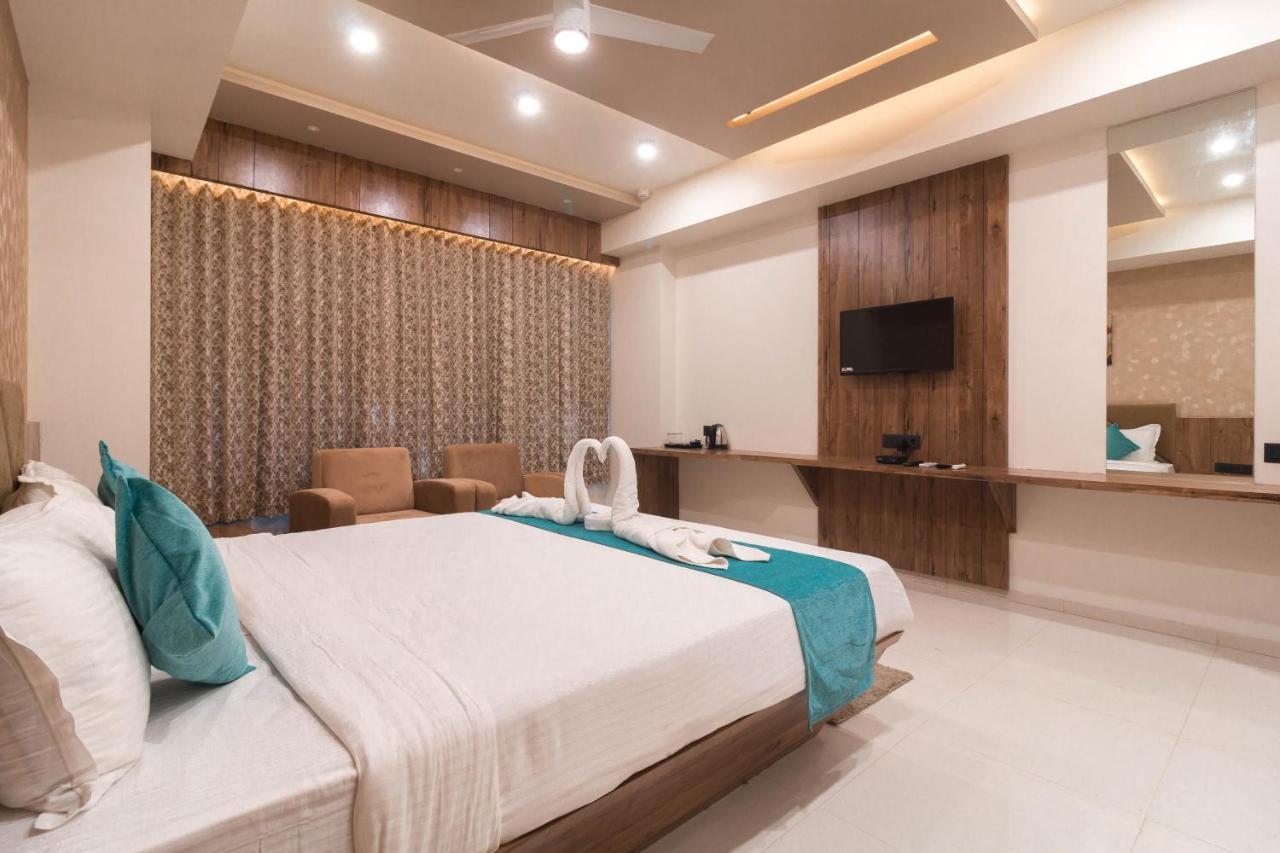 Hotel Green City Гандинагар Екстериор снимка