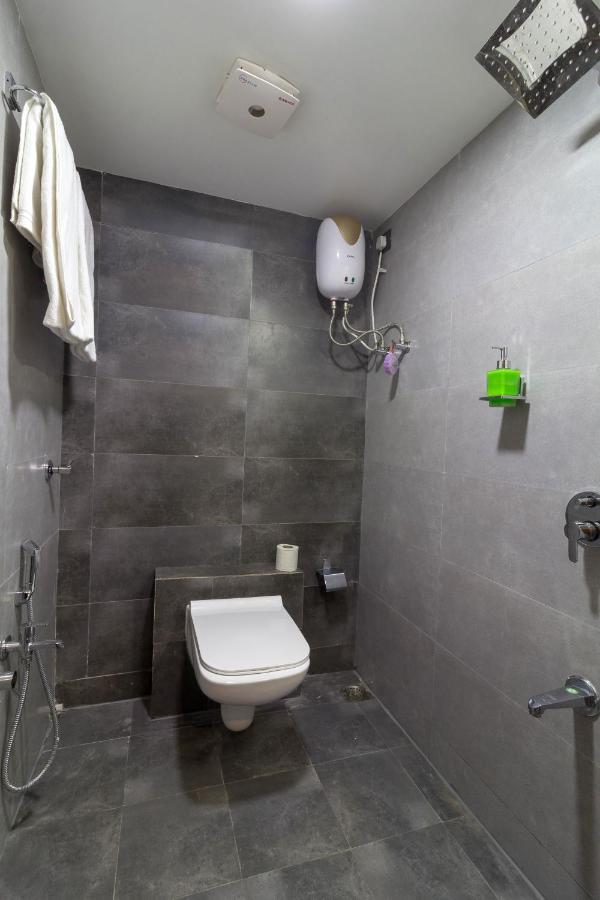 Hotel Green City Гандинагар Екстериор снимка