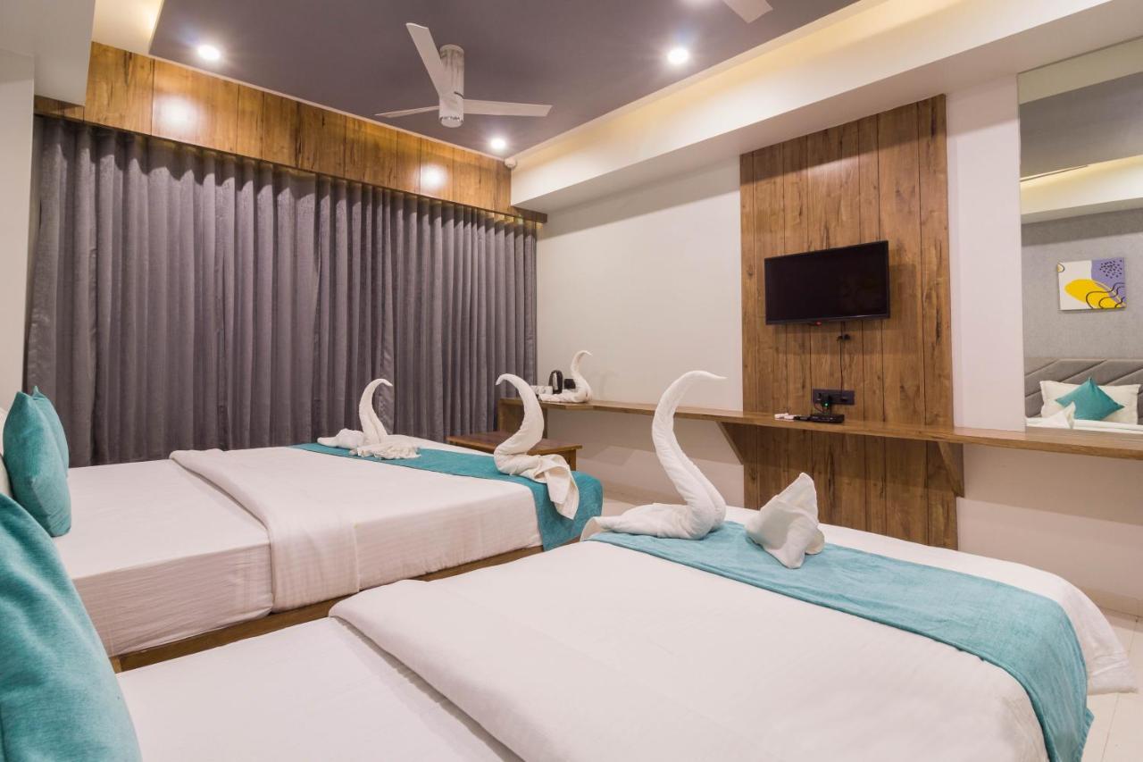 Hotel Green City Гандинагар Екстериор снимка